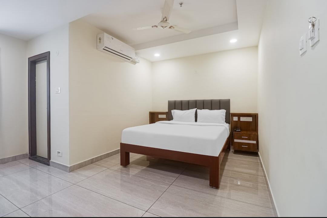 DJ Grand Hotel photo 18